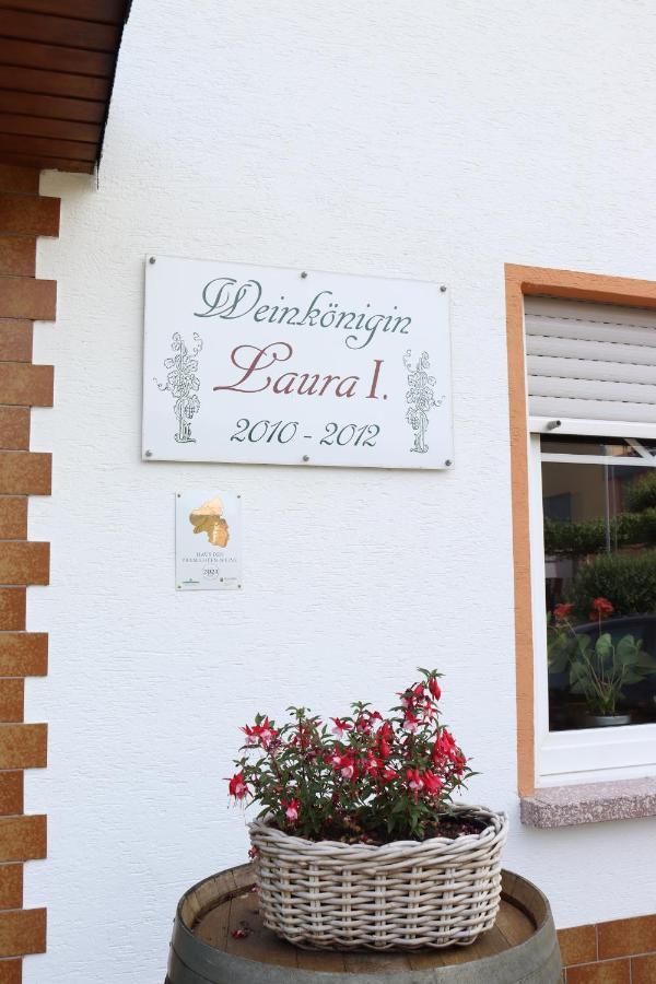 Weingut Und Gaestehaus Wolfgang Beth Kinheim Luaran gambar